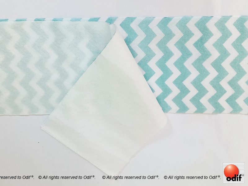 Adhere the napkin