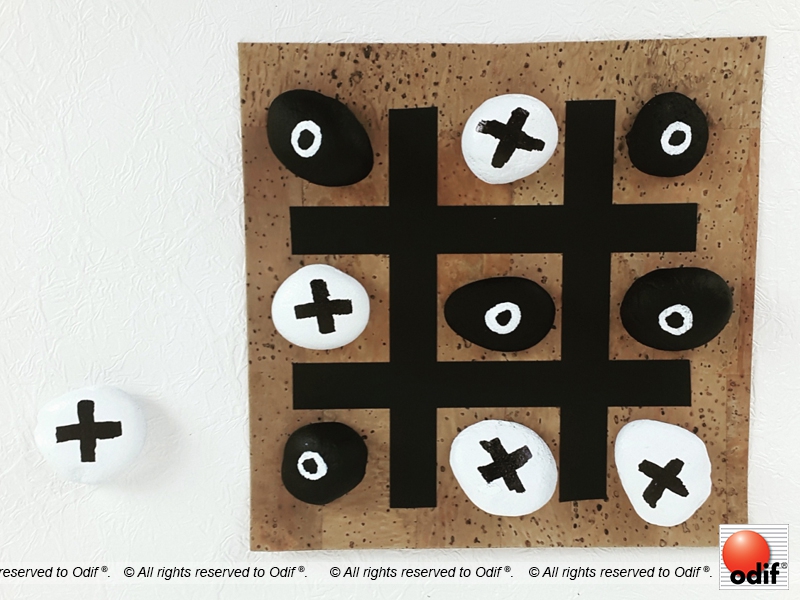 DIY Tic Tac Toe Game from Wood Scraps - DIY Inspired